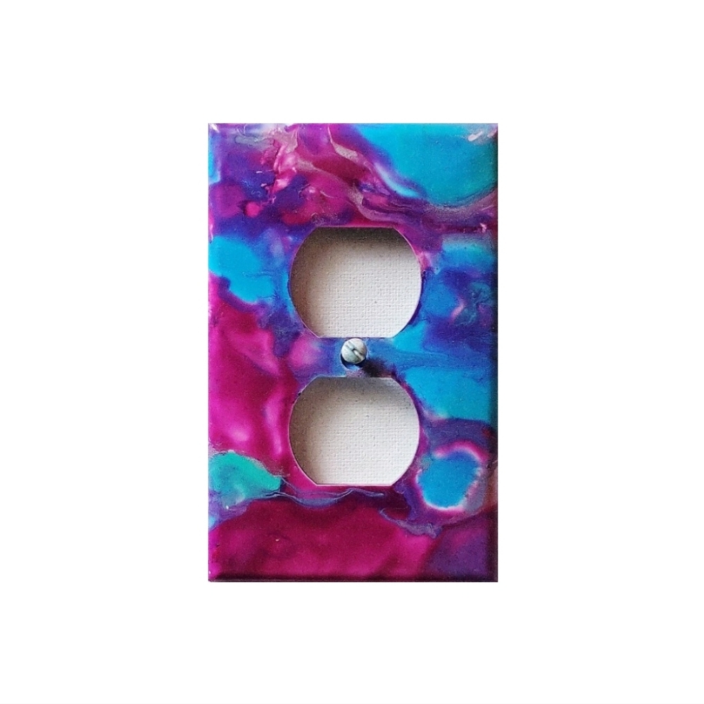 Hand Crafted Abstract Design Duplex Outlet Wall Plate - Picture 1 of 2